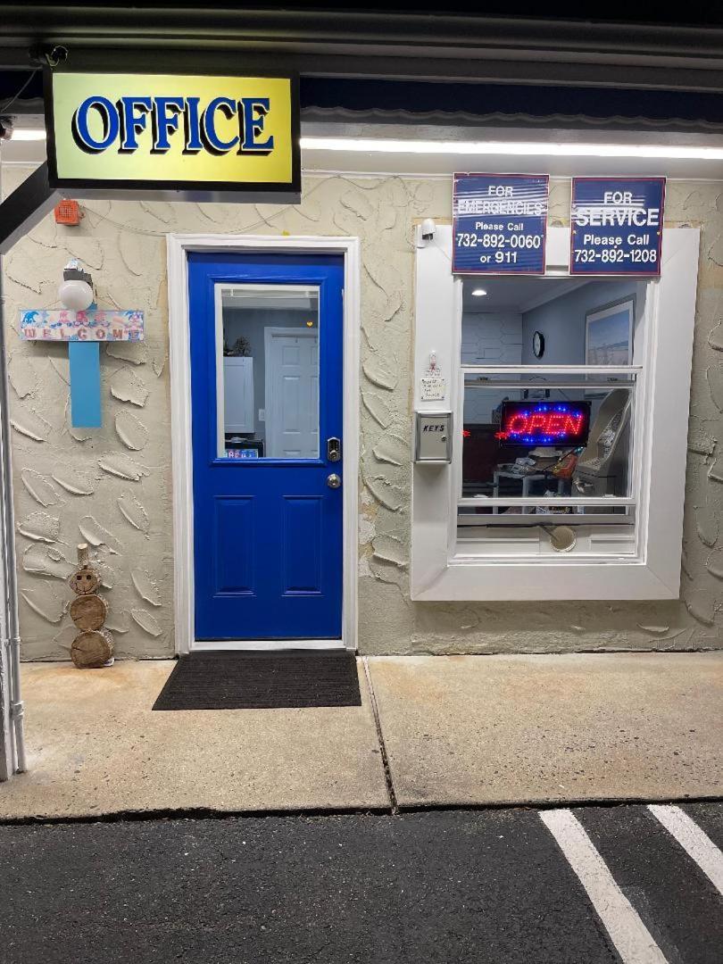 Point Pleasant Inn ポイント・プレザント・ビーチ エクステリア 写真